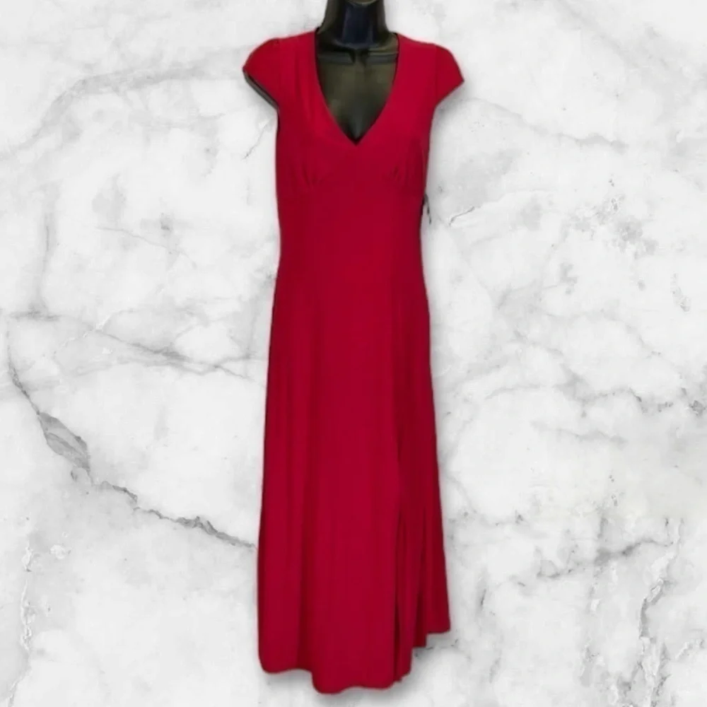 Caution to the Wind and red stretch cap sleeve dress - Picture 2 of 12